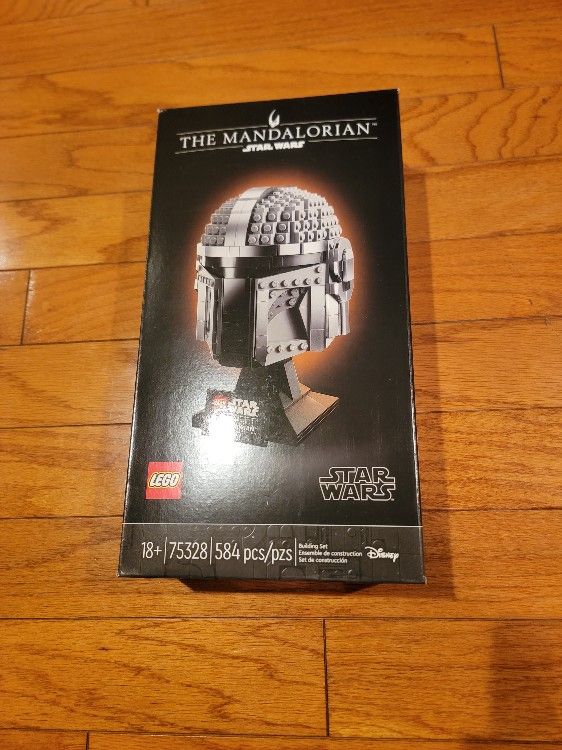 LEGO 75328 Star Wars The Mandalorian Helmet NIB MINT
