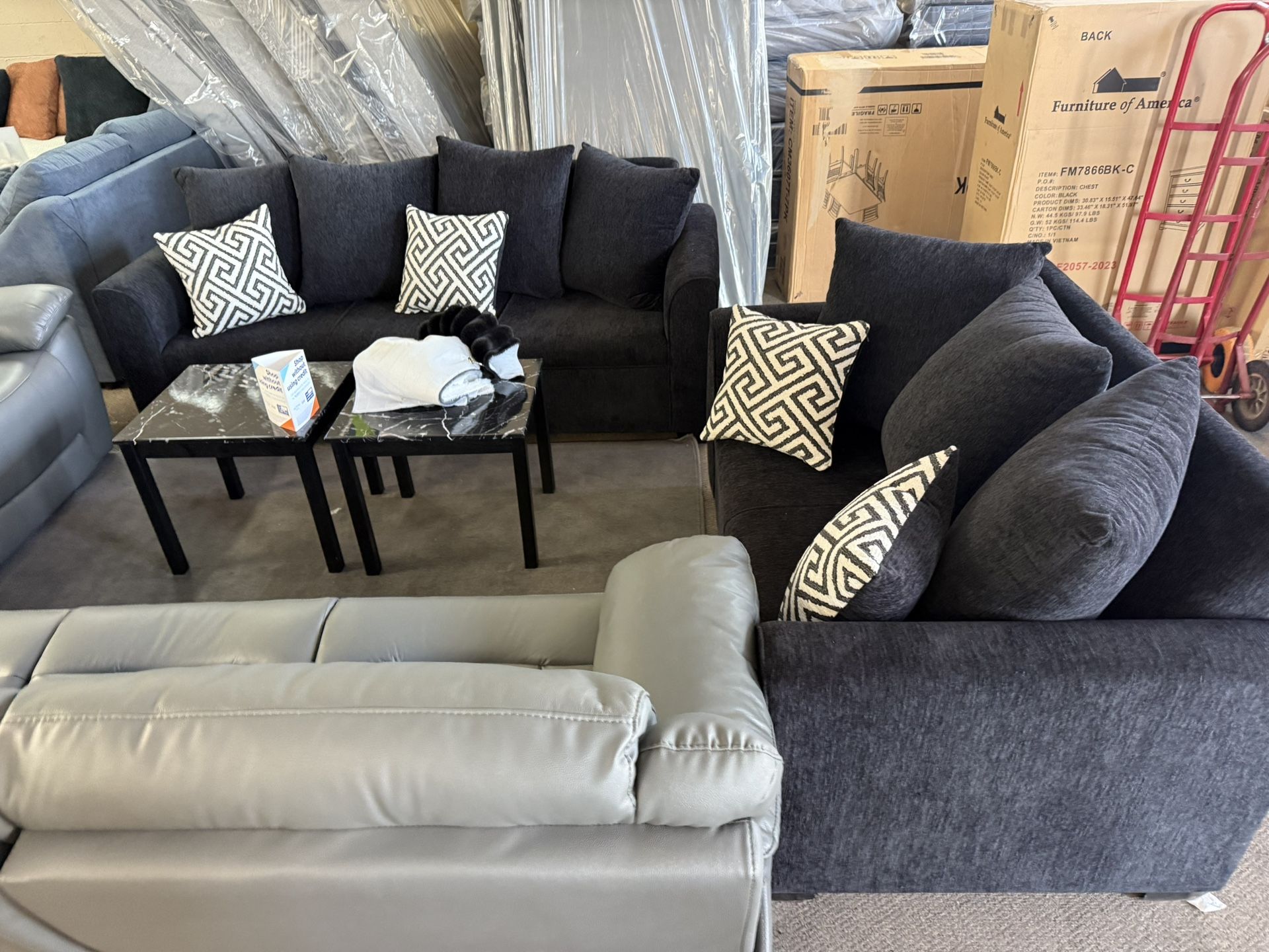 NEW SOFA AND LOVESEAT! I CAN ORDER ANY COLOR MATERIAL OR BRAND SOFA SET YOU LIKE