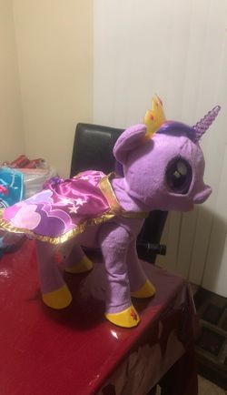 My Little Pony: The Movie My Magical Princess Twilight Sparkle, Interactive Plush, Ages 3 and up