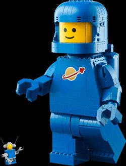 Up-Scaled Blue Astronaut Minifigure