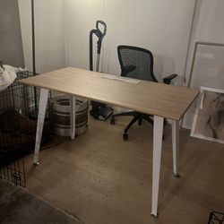 Modern Desk