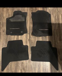 Toyota Tacoma Floor Mats
