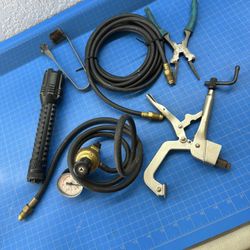 Co2 Regulator/ Flash Light/ Clamp Lot 