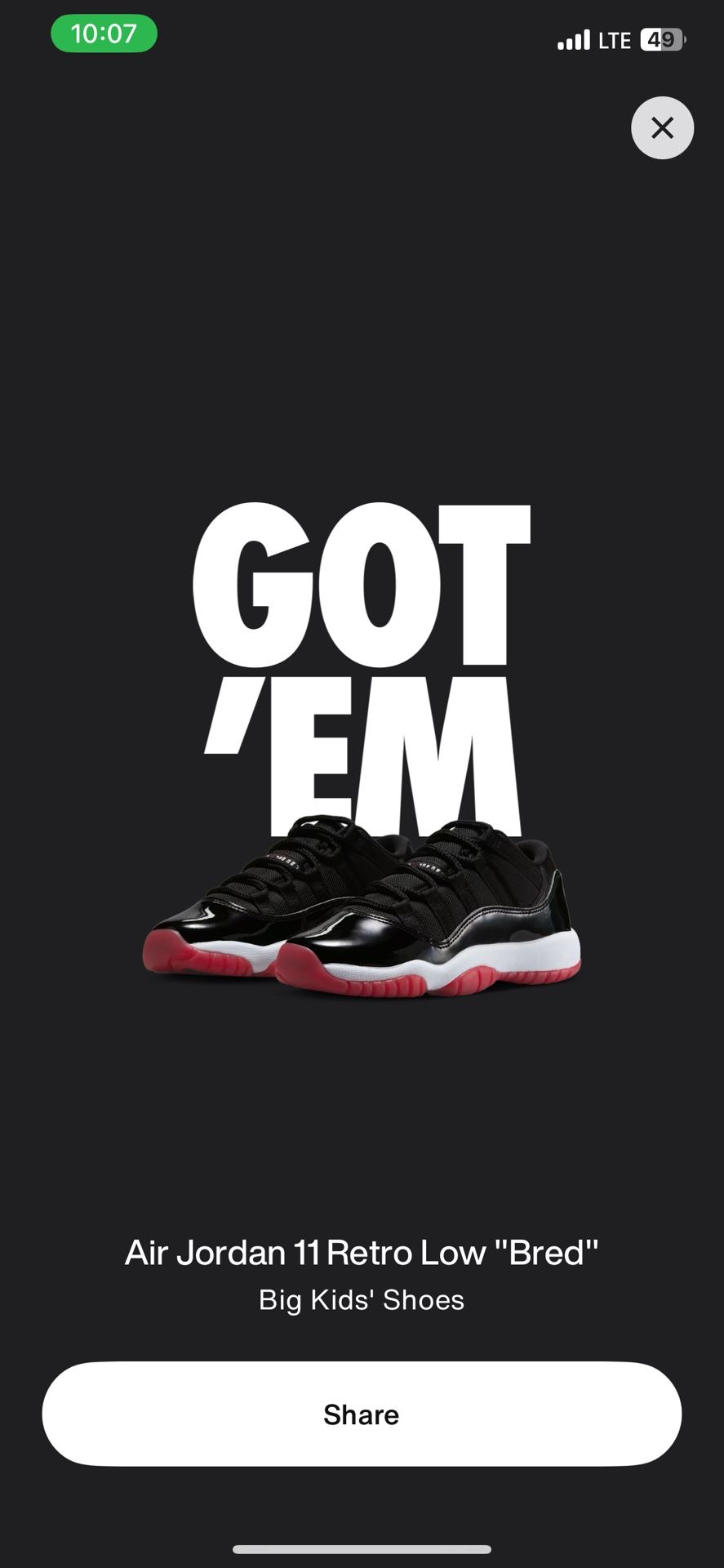 JORDAN 11 LOW BRED