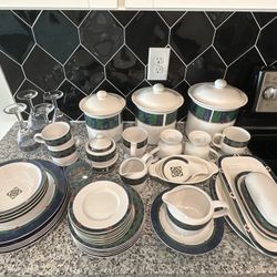 Pfaltzgraff Amalfi Classic Collection