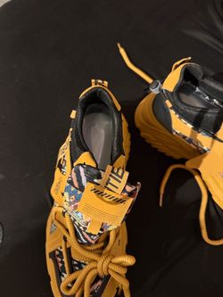 Men sneakers