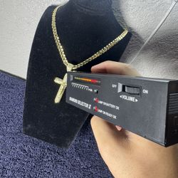 MOSSINTE CHAIN WITH PENDANT 