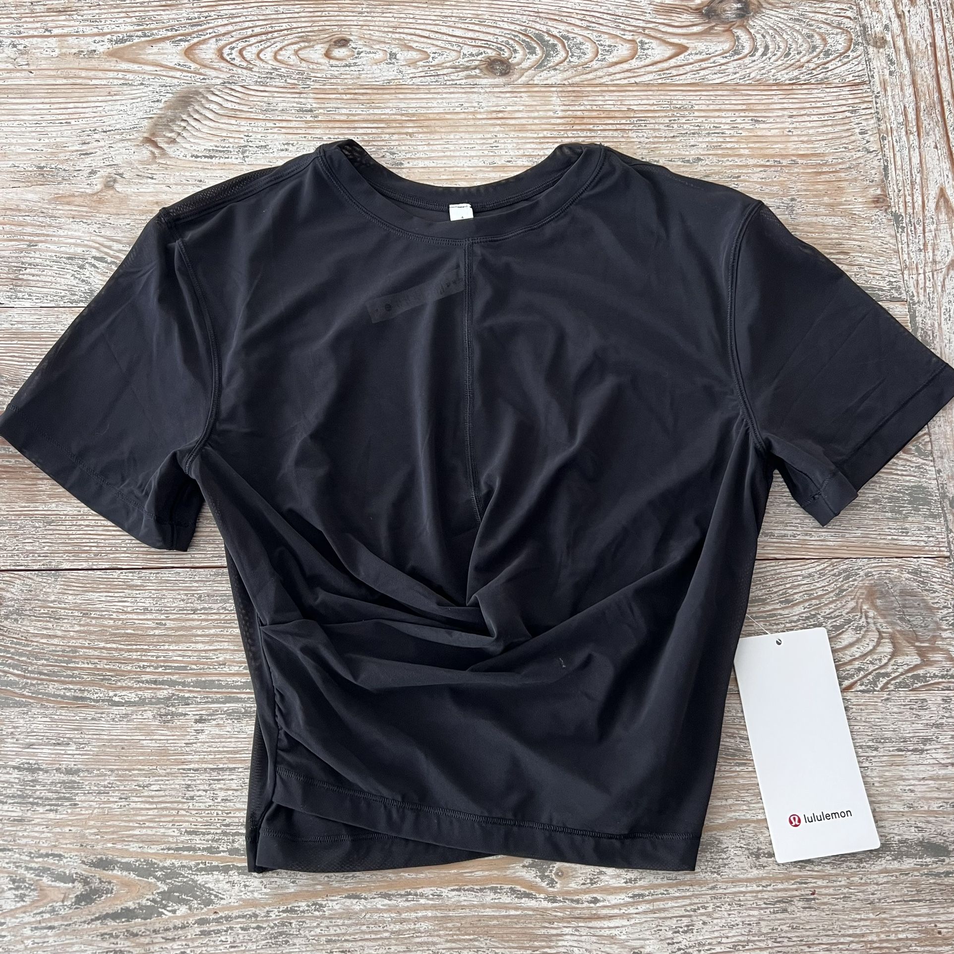 LULULEMON Lightweight Mesh Reversible Yoga T-Shirt SIZE 4