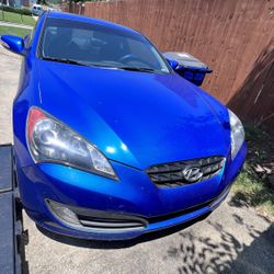 Hyundai Genesis Coupe 3.8 Blue