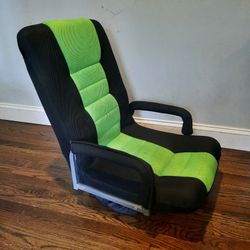 Swivel floor gaming chair - $60