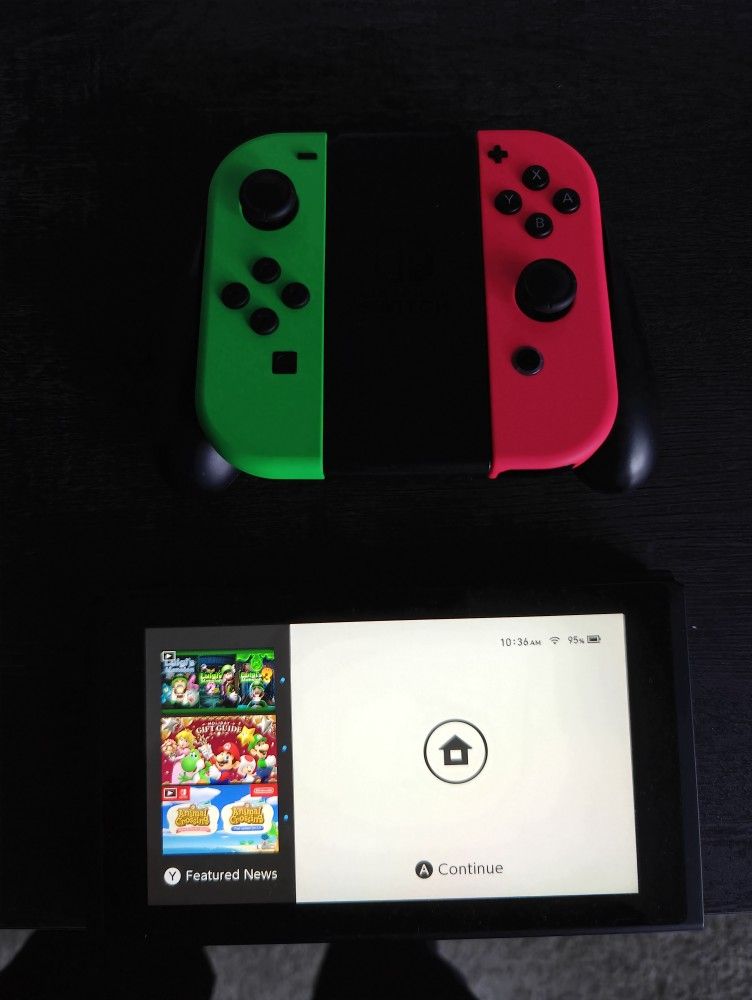 Nintendo Switch 1 Like New No Scratches Barely Used