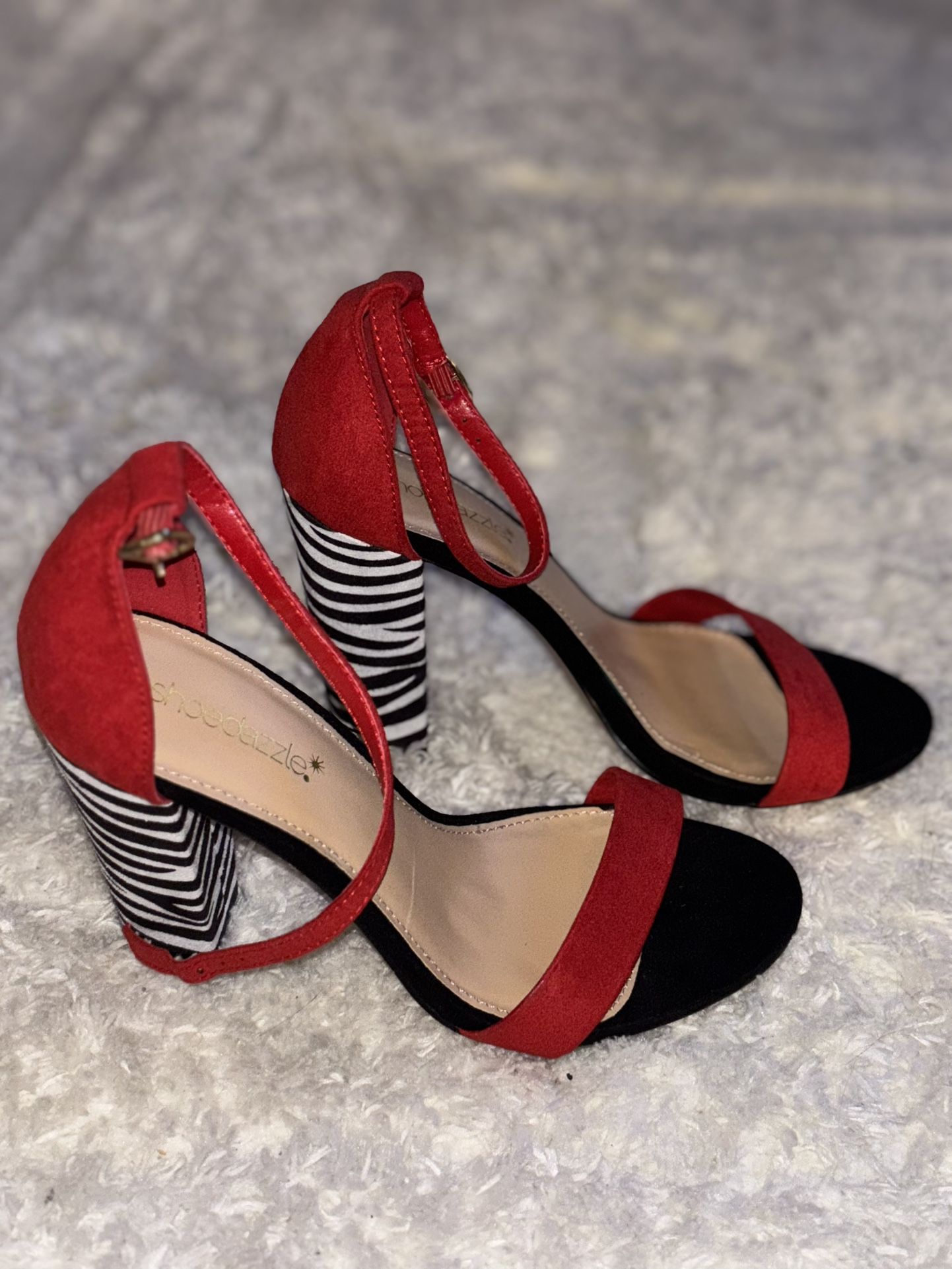 Red Heels, 6.5