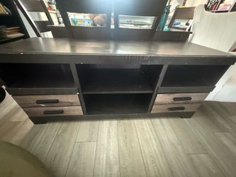 Tv stand
