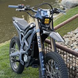 2025 SurRon Ultra Bee