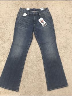 Levi women’s jeans Bold Curve bootcut 12M