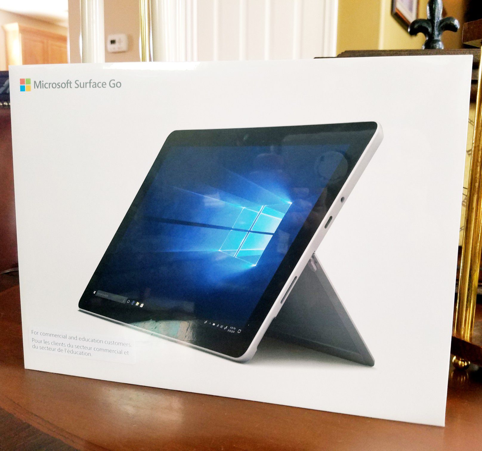 Microsoft Surface Go 10″ - Pentium Gold 1.6 GHz - 4 GB RAM - 64GB Storage - New in Sealed Box