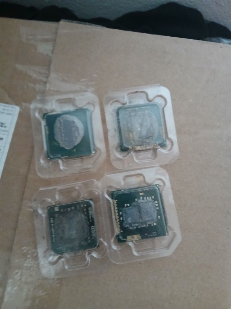Lot 4 Laptop Processors 