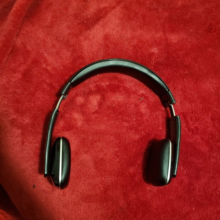 Aipro 200 Plus Bluetooth Headphones