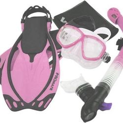 Snorkeling Scuba Dive Mask Fins w/ Booties & Vest (XS/SM) - $15 (Downtown) NON-NEGOTIABLE. Hagglers will be ignored.