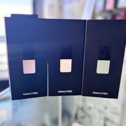 Samsung Galaxy Z Flip 5 256gb Unlocked 