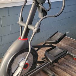 Schwinn Elliptical 470