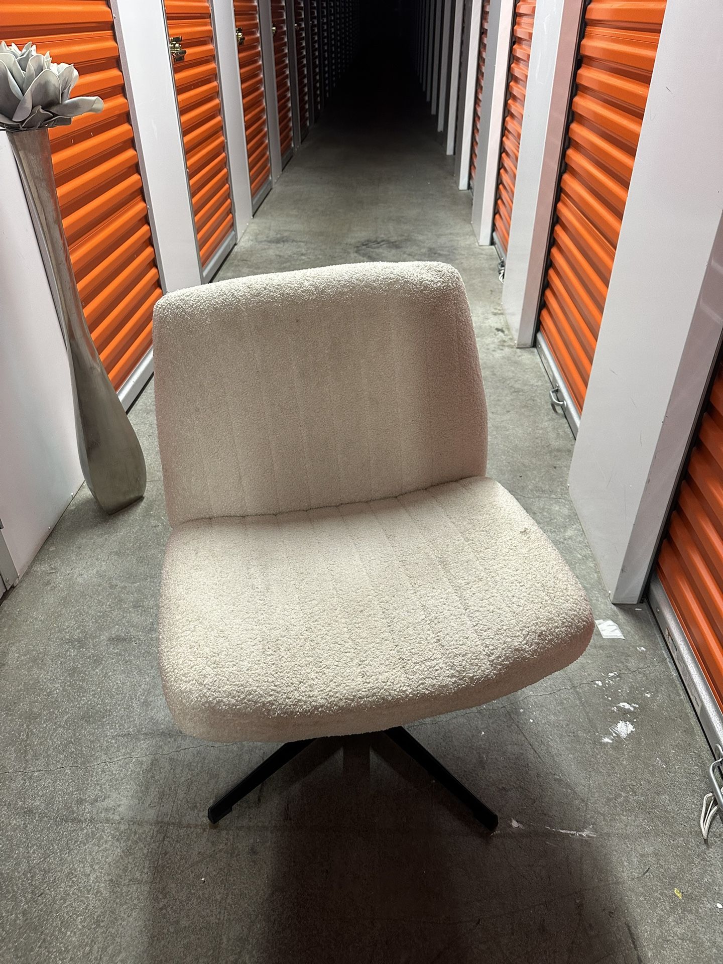 White Sherpa Chair