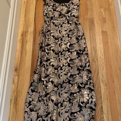 Formal Dress Evening Gown Size 6 Comfortable Light Weight 