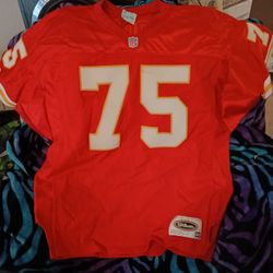 NFL Autographed CHESTER  McGLOCKTON  Jersey