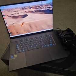 2025 ROG Zephyrus G16 OLED RTX 5070