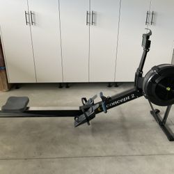 Concept 2 RowErg Rowing Machine 