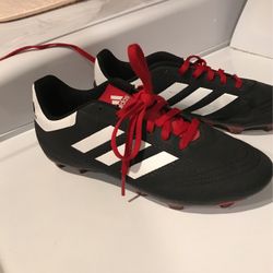 Soccer cleats