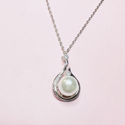 Gorgeous Brand New Pearl Set In 925 Sterling Silver Wedding, Valentines Day  Present 