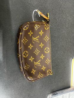 louis vuitton mini pouch
