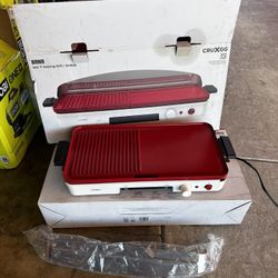New cruxgg 500* griddle. Ceramic non stick. $25 Each