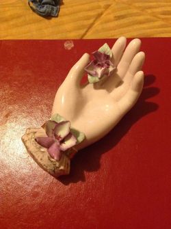Vintage porcelain hand shaped figurine