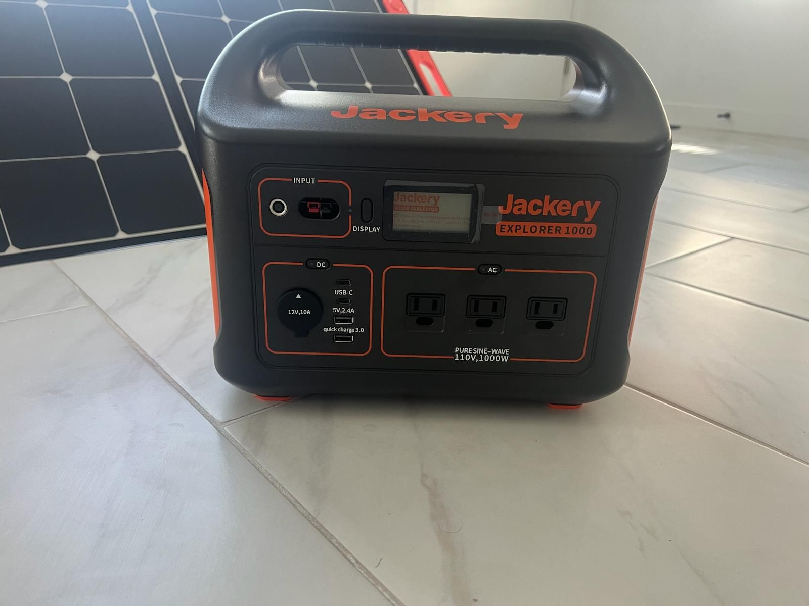 Jackery Explorer 1000