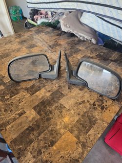 99-06 suburban/silverado mirrors