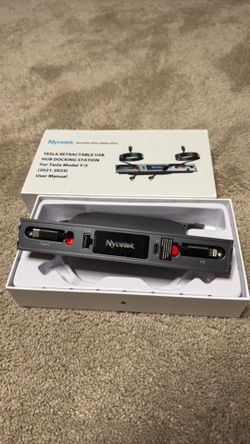 Tesla Retractable USB Hub Docking Station For Model Y/3 2021 to 2024