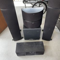 Klipsch  theatre surround system