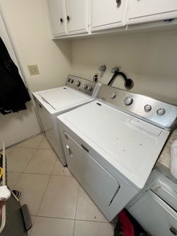 Maytag Washer & Dryer Set – Excellent Condition