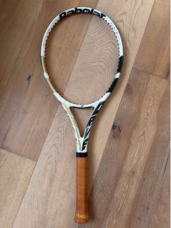 Babolat Pure Drive Wimbledon Edition 285g tennis racquet