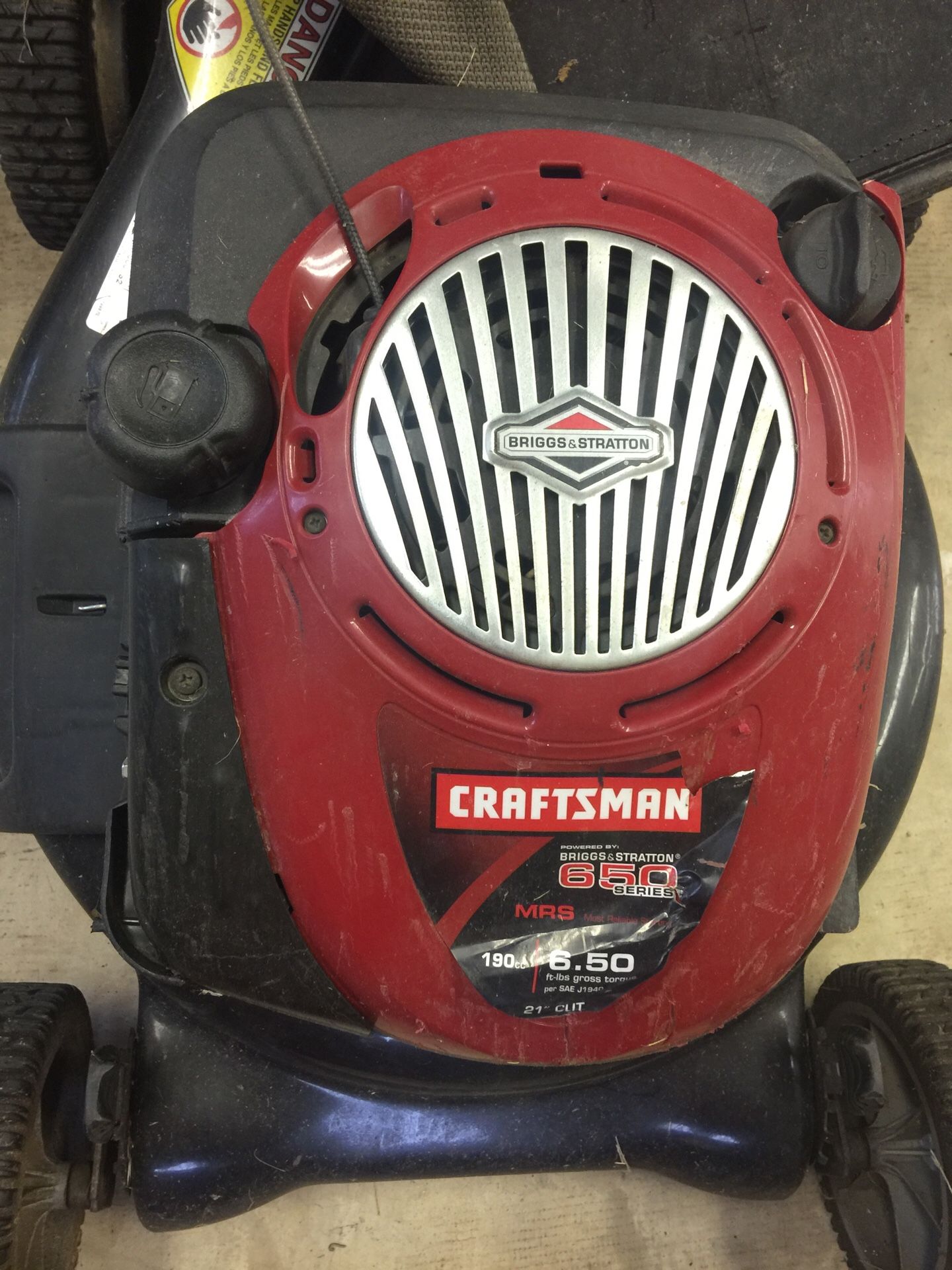 Craftsman 650 series 190cc Lawn Mower great condition for Sale in