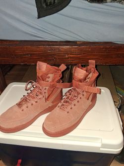 Nike - Air Force 1's