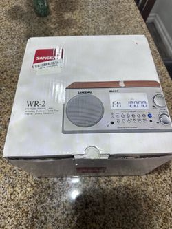 Sangean WR-2 AM/FM-RBDS Wooden Cabinet Digital Tuning Radio