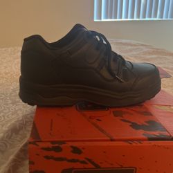 Worx Steel Toe Shoes  Size 8.5 Men