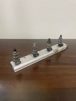 Honda Civic D16Y7 Fuel Rail + Injectors