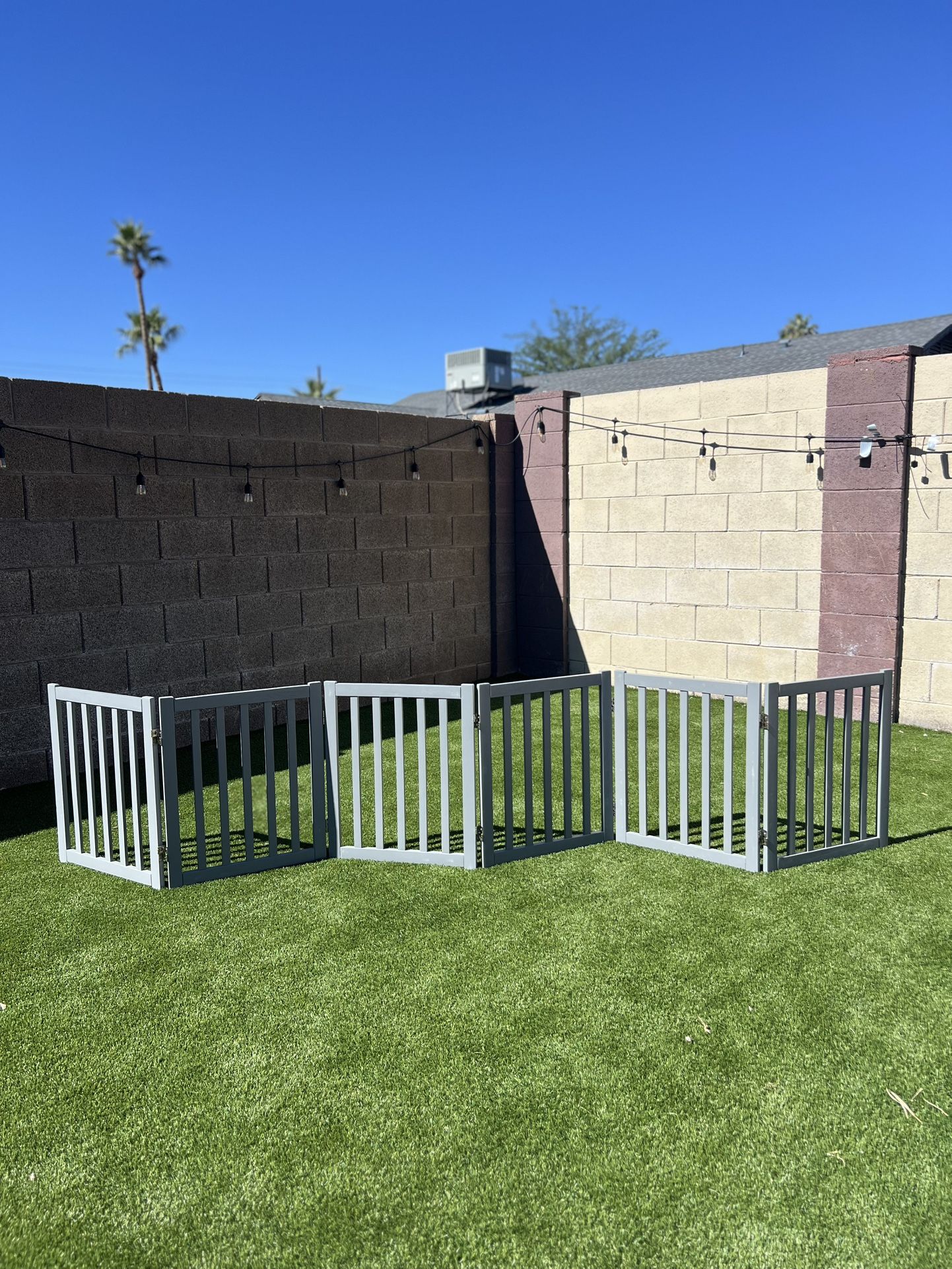 LRZS 6 Panel Freestanding Pet Gate (35th Ave & Bell Rd)