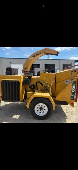 VERMEER WOODCHIPPER BC1000