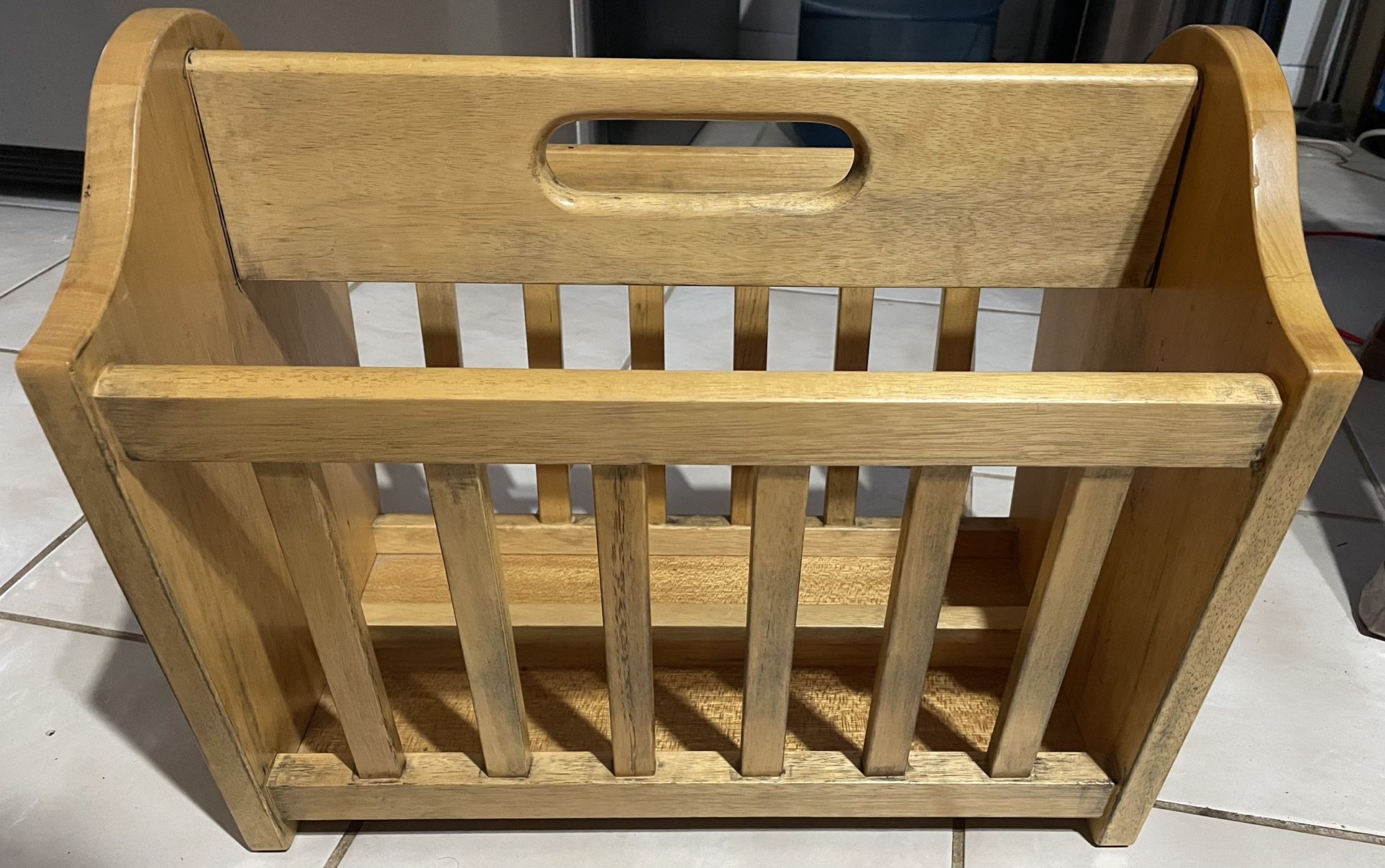 MAGAZINE HOLDER WOOD 17” LONG 15” WIDE Chris Street 83rd Ave., Indian school serious inquiry only