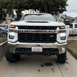 Silverado 2(contact info removed) Headlight / Grill / Side Fenders 